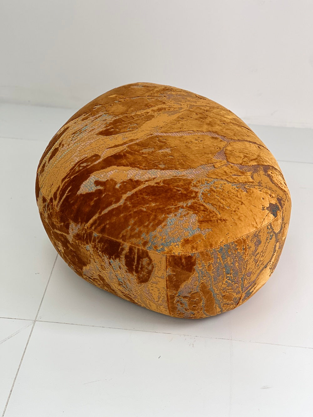 The Pebble Pouf
