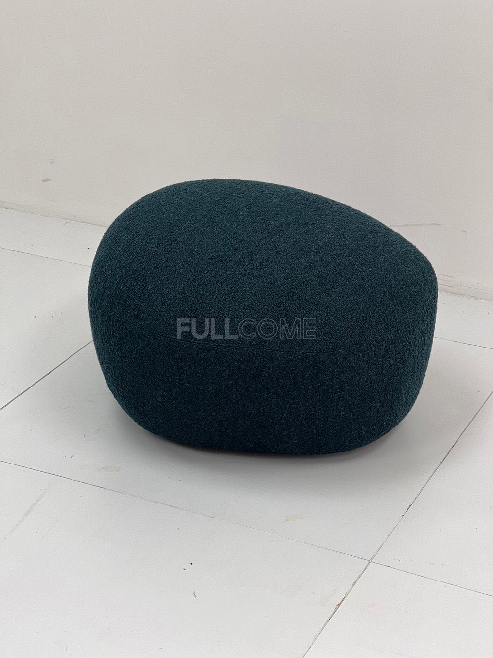 The Pebble Pouf