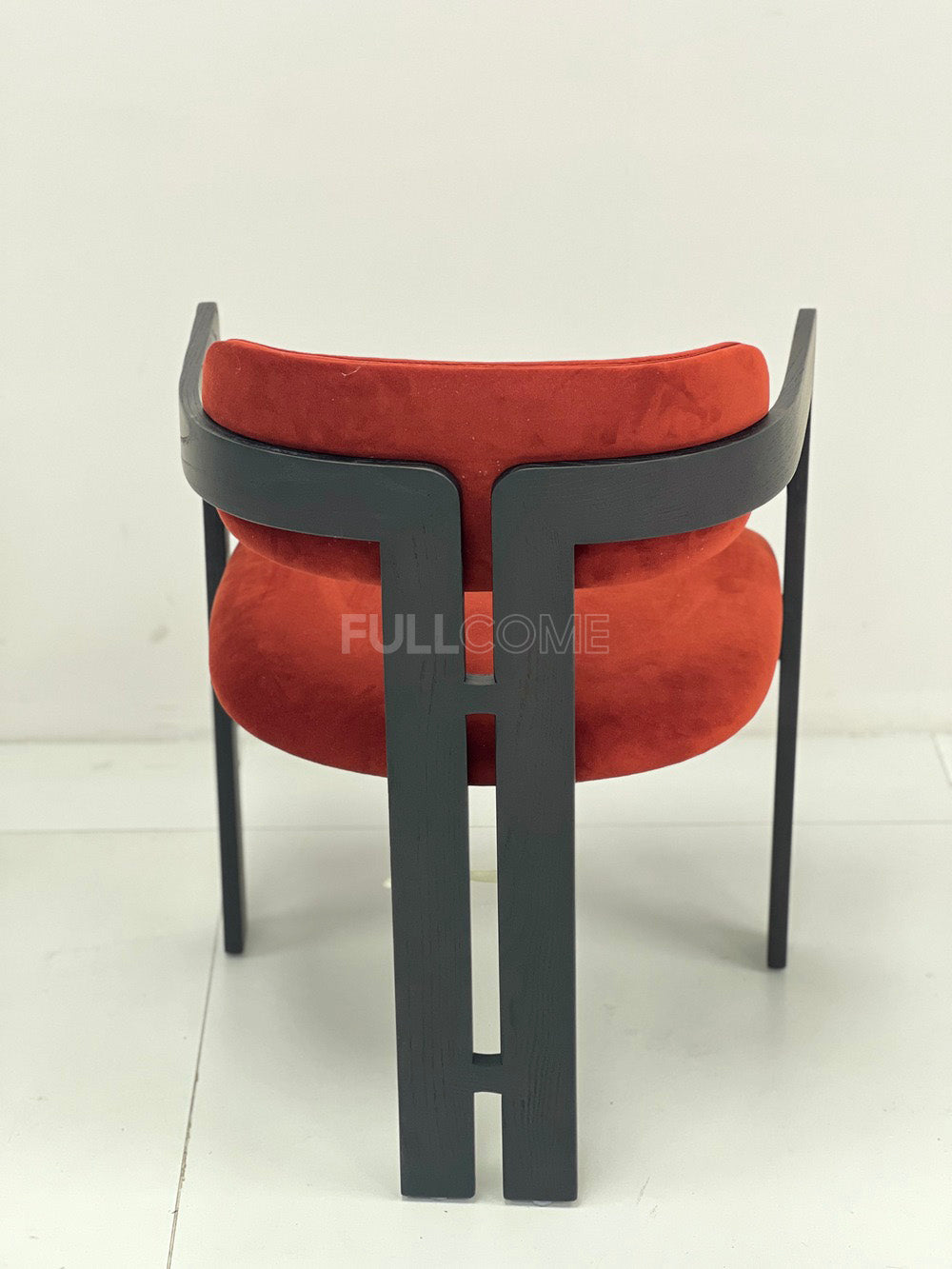 The Bracket Arm Dining Chair