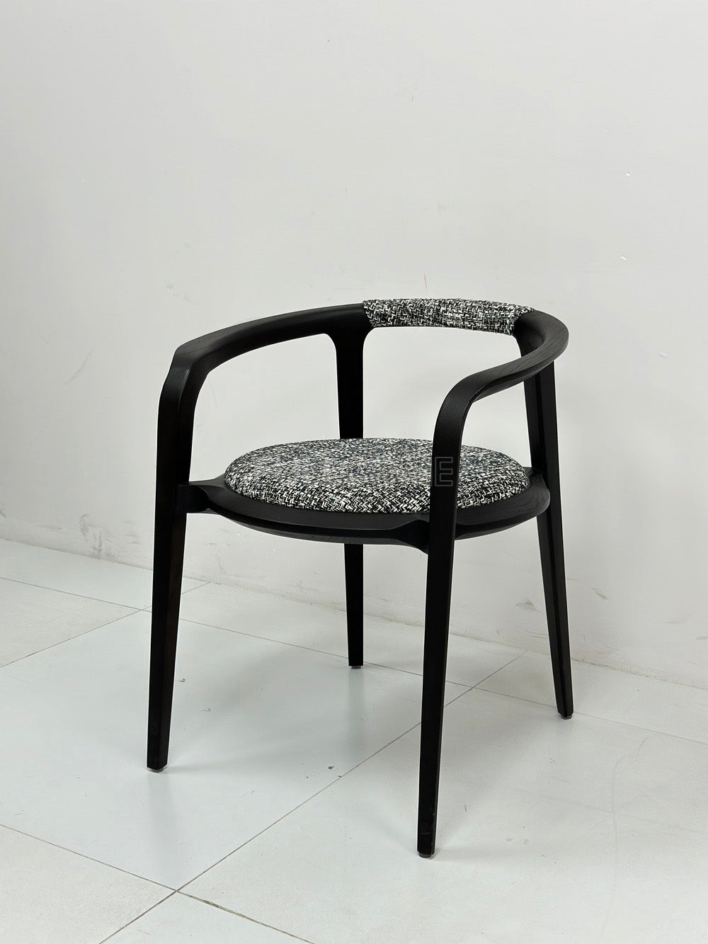 The Horseshoe Arm Dining Chair