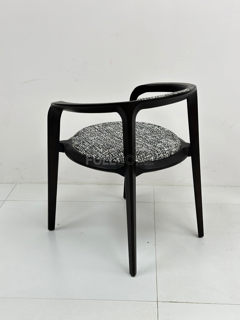 The Horseshoe Arm Dining Chair