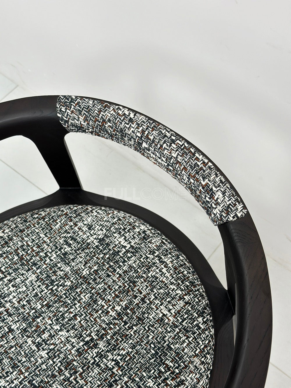 The Horseshoe Arm Dining Chair