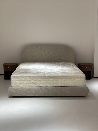 The Rounded Arch Bed