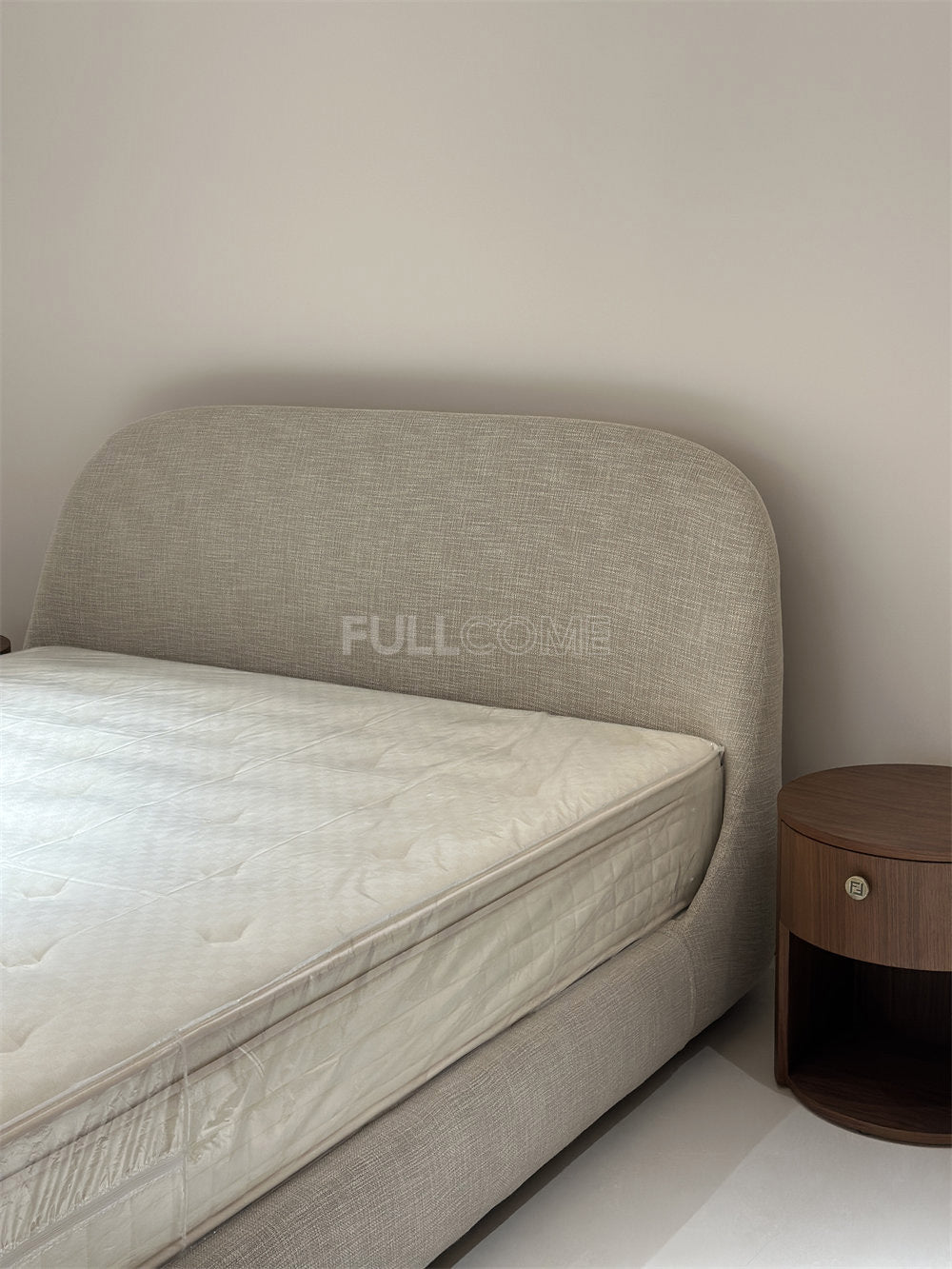 The Rounded Arch Bed