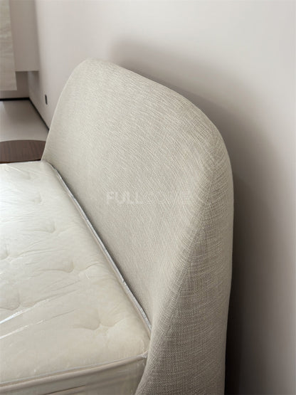 The Rounded Arch Bed