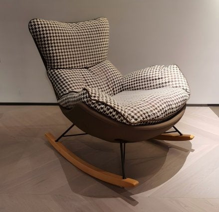 V2200 Lounge Chair