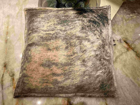 SM015-10 Throw Pillow