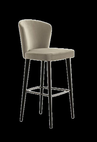 S112 Bar Stool